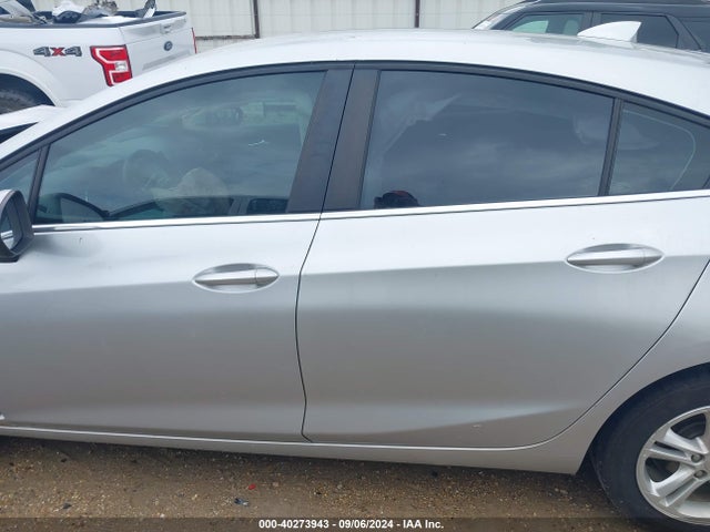 Chevrolet Cruze Lt Auto 2018 3G1BE6SM0JS615549 Image 15