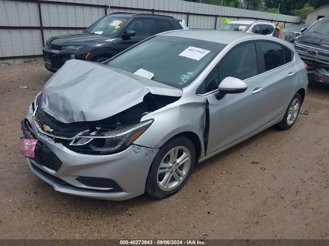 Chevrolet Cruze Lt Auto 2018 3G1BE6SM0JS615549 Image 2