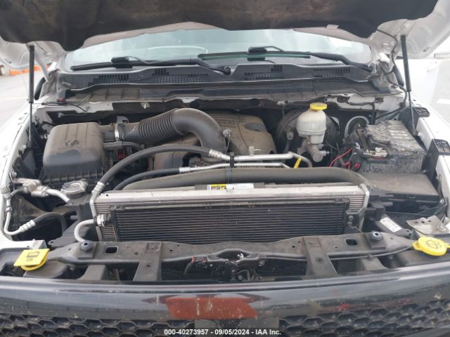 1C6RR7MT5JS162892 RAM 1500 Night  4x4 5'7 Box