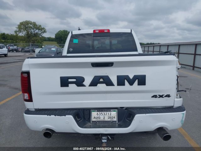1C6RR7MT5JS162892 RAM 1500 Night  4x4 5'7 Box