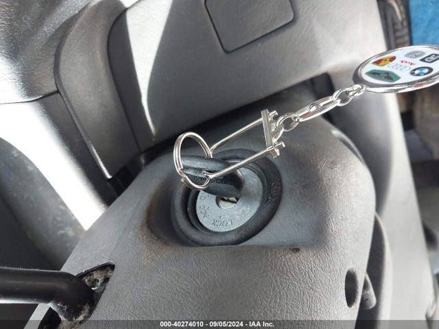 2000 MITSUBISHI MIRAGE JA3AY26C0YU016065 Photo 10