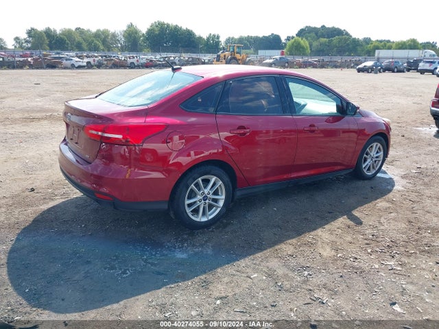 Ford FOCUS SE 2017 1FADP3F21HL312190 Image 4