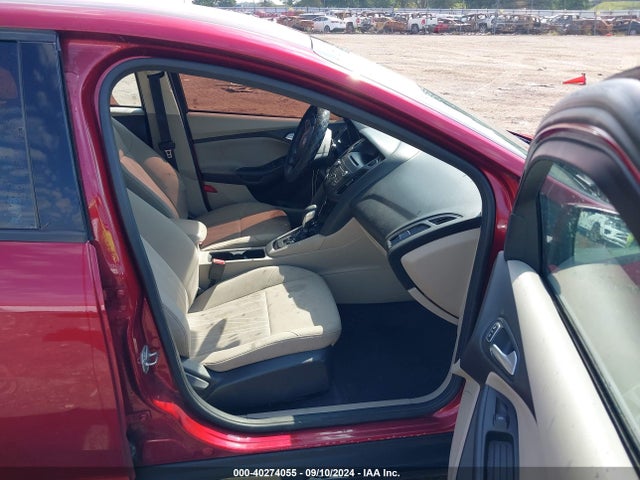 Ford FOCUS SE 2017 1FADP3F21HL312190 Image 5