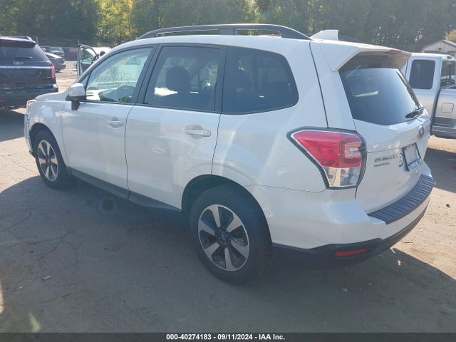 Subaru Forester 2.5i Premium 2018 JF2SJAEC7JH583461 Image 3