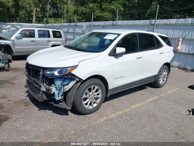 Chevrolet EQUINOX LT 2018 3GNAXSEV5JS582260 Image 2