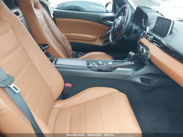 JC1NFAEK1H0106700 Fiat 124 Spider Lusso