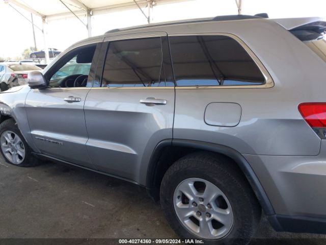 1C4RJEAG9HC966094 Jeep Grand Cherokee Laredo 4x2