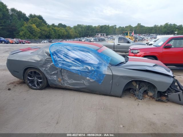 2C3CDZAG5JH111677 Dodge Challenger Sxt Plus