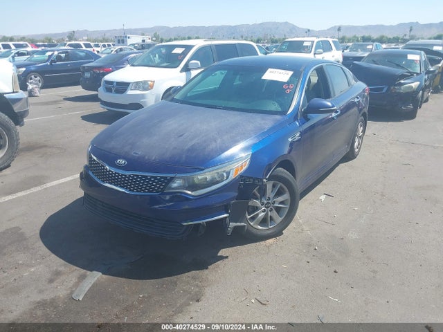 KIA Optima Lx 2017 5XXGT4L31HG170221 Image 2