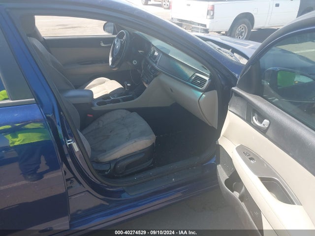 KIA Optima Lx 2017 5XXGT4L31HG170221 Image 5