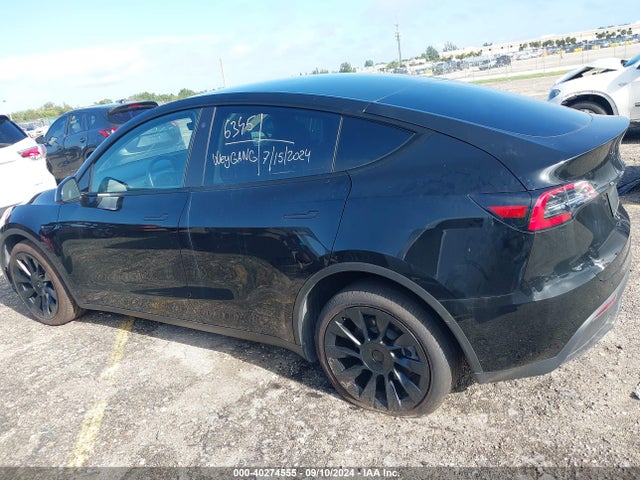 Tesla Model Y 2023 7SAYGDEE9PA094319 Image 15