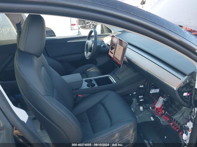 2023 TESLA MODEL Y 7SAYGDEE9PA094319 Photo 4