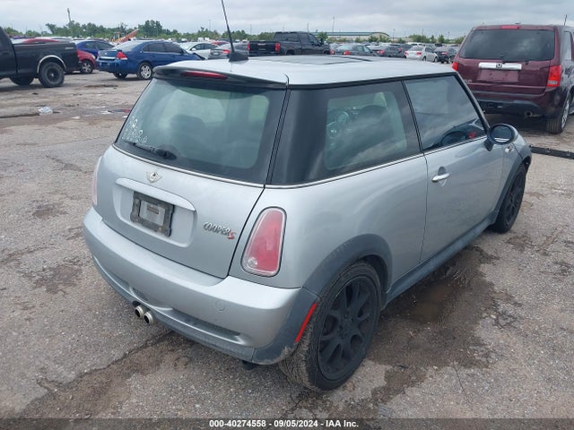 2005 MINI COOPER S WMWRE33595TL12001 Photo 3
