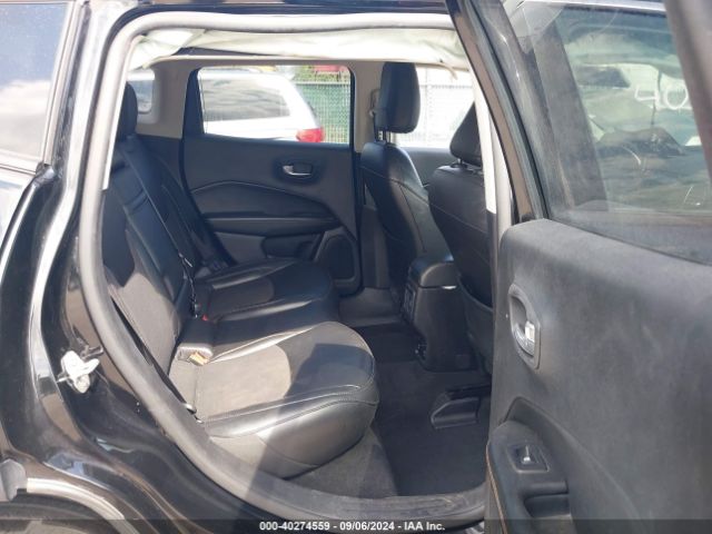 3C4NJDBB9KT806885 Jeep Compass Latitude 4x4