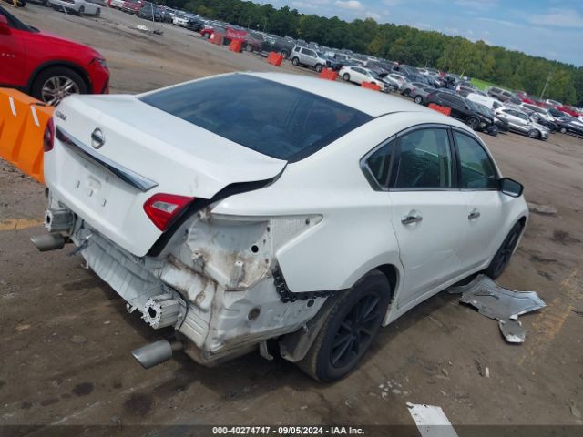1N4AL3AP5HN351208 Nissan Altima 2.5 S