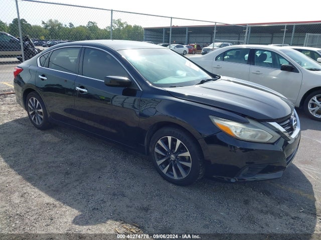 2017 1N4AL3APXHC172447 main image