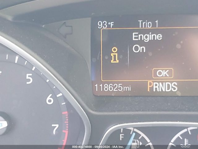 1FADP3M23JL228820 Ford FOCUS SEL