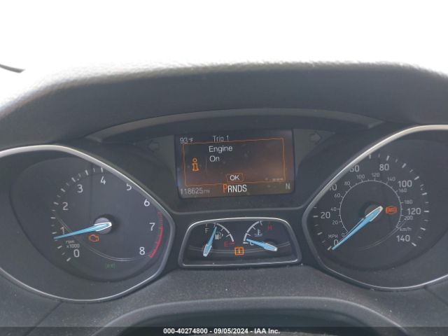 1FADP3M23JL228820 Ford FOCUS SEL