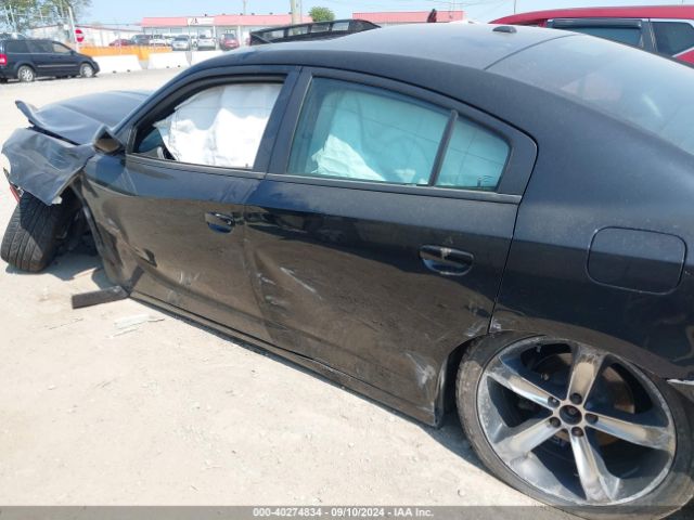 2C3CDXBG5KH695809 Dodge Charger Sxt Rwd
