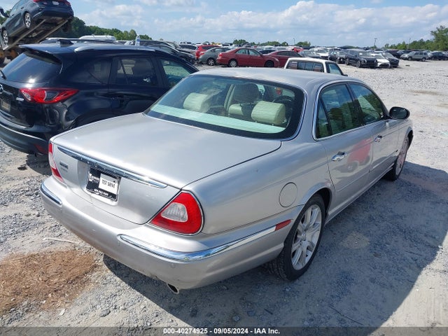 2004 JAGUAR XJ8 SAJWA71C74SG14342 Photo 3
