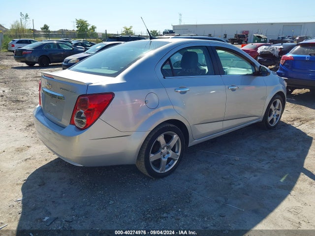 Chevrolet Sonic Ltz Auto 2014 1G1JE5SB0E4199853 Image 4