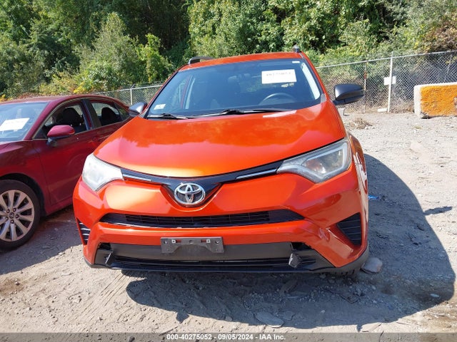Toyota RAV4 LE 2016 2T3BFREV4GW412976 Image 12