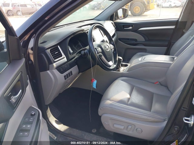 Toyota Highlander Xle 2019 5TDJZRFH7KS565079 Image 5