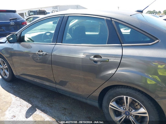 Ford FOCUS SE 2018 1FADP3FE2JL238116 Image 14