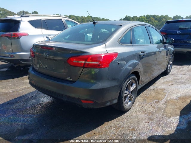 Ford FOCUS SE 2018 1FADP3FE2JL238116 Image 4
