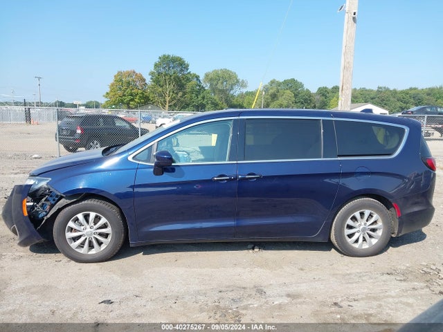 2C4RC1FG1JR175454 Chrysler Pacifica Touring Plus