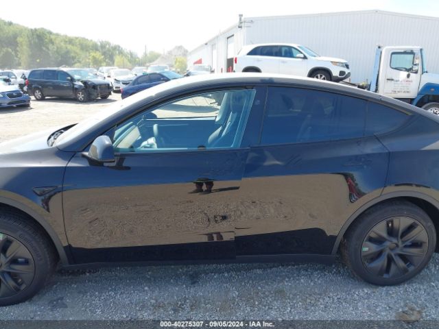 7SAYGDEE3RF166136 Tesla Model Y Long Range Dual Motor All-wheel Drive