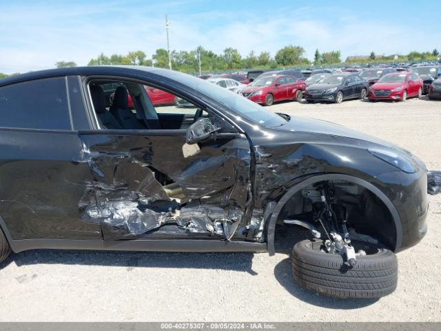 7SAYGDEE3RF166136 Tesla Model Y Long Range Dual Motor All-wheel Drive
