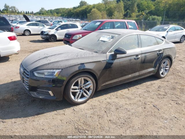 WAUBNCF57KA090207 Audi A5 45 Premium