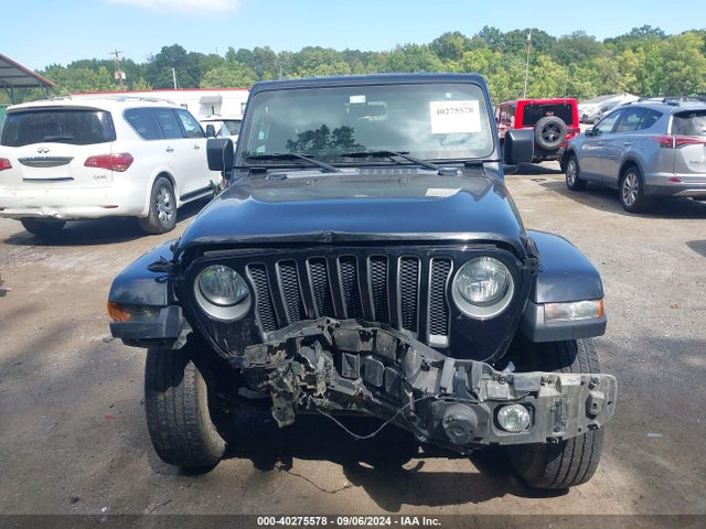 1C4HJXEN1KW515084 Jeep Wrangler Unlimited Sahara 4x4