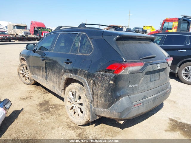 Toyota Rav4 Xle Premium 2021 2T3C1RFV2MC134691 Image 3