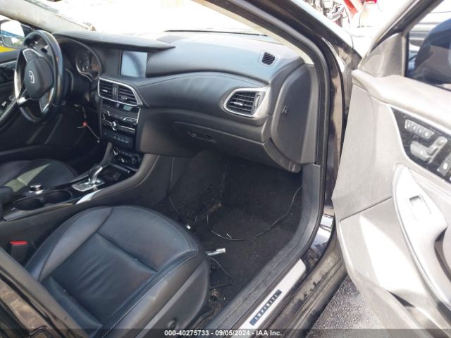 SJKCH5CP1HA020806 Infiniti Qx30 Premium