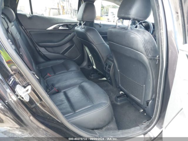 SJKCH5CP1HA020806 Infiniti Qx30 Premium