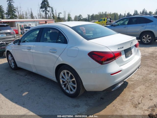 W1K3G4EB8LW045060 Mercedes-Benz A 220