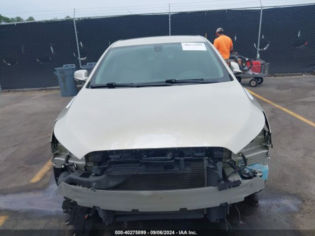 1G4GB5G31GF277121 Buick Lacrosse Leather