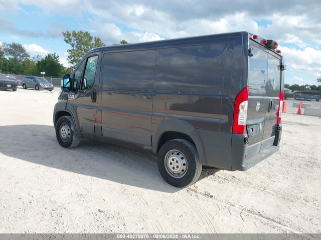 3C6TRVNG8JE107304 RAM Promaster 1500 Low Roof 118 Wb