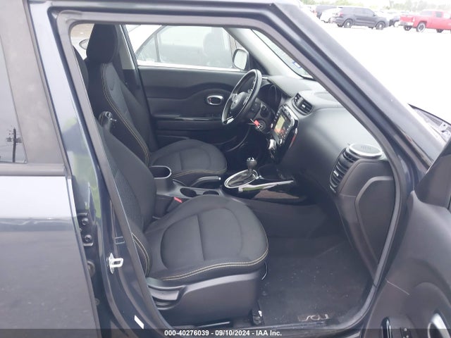 KIA SOUL + 2016 KNDJP3A55G7360569 Image 5