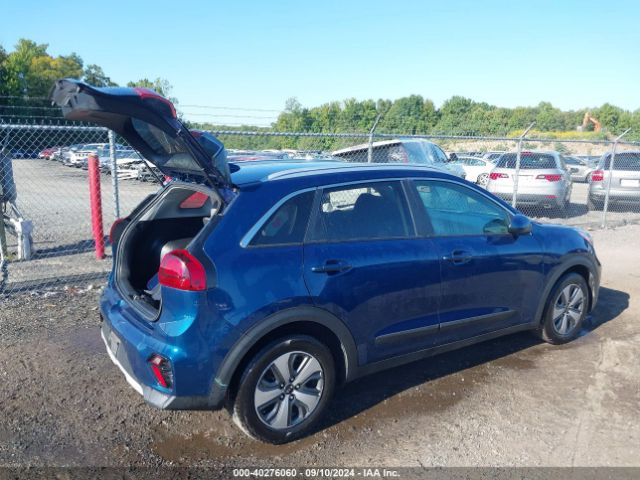 KNDCB3LC3L5440171 KIA NIRO LX