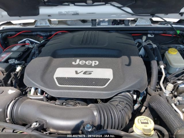 1C4BJWEG5GL228017 Jeep Wrangler Unlimited Sahara