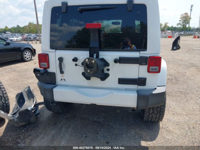 1C4BJWEG5GL228017 Jeep Wrangler Unlimited Sahara