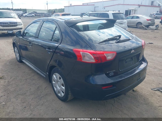 2011 MITSUBISHI LANCER SPORTBACK JA32X2HU5BU001405 Photo 2