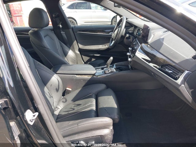 WBAJB1C59KB376017 BMW 530e Xdrive Iperformance