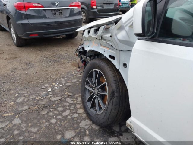 2C4RDGEG1KR563660 Dodge Grand Caravan Gt