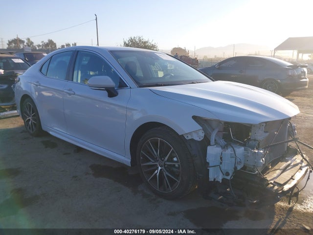 Toyota CAMRY SE 2022 4T1G11AK2NU034728 Image 1