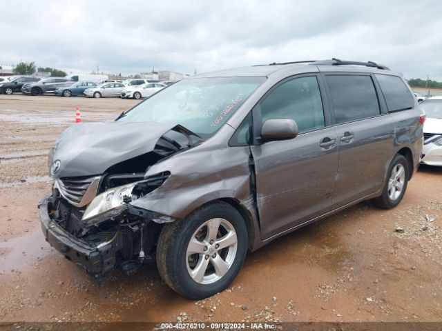 5TDKZ3DC3HS815645 Toyota Sienna Le 8 Passenger