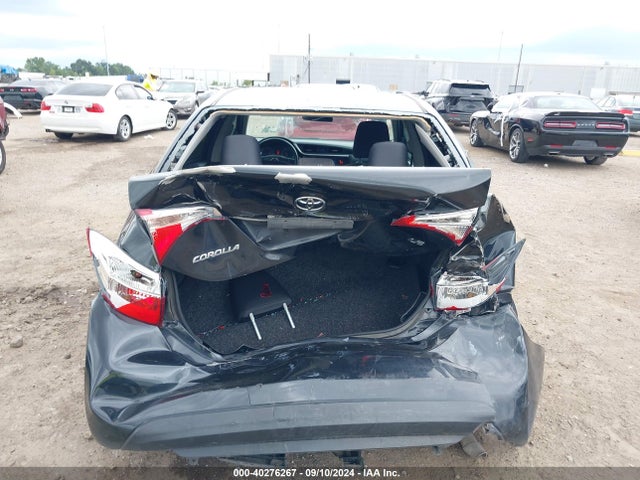 Toyota COROLLA LE 2018 5YFBURHE7JP852998 Image 6